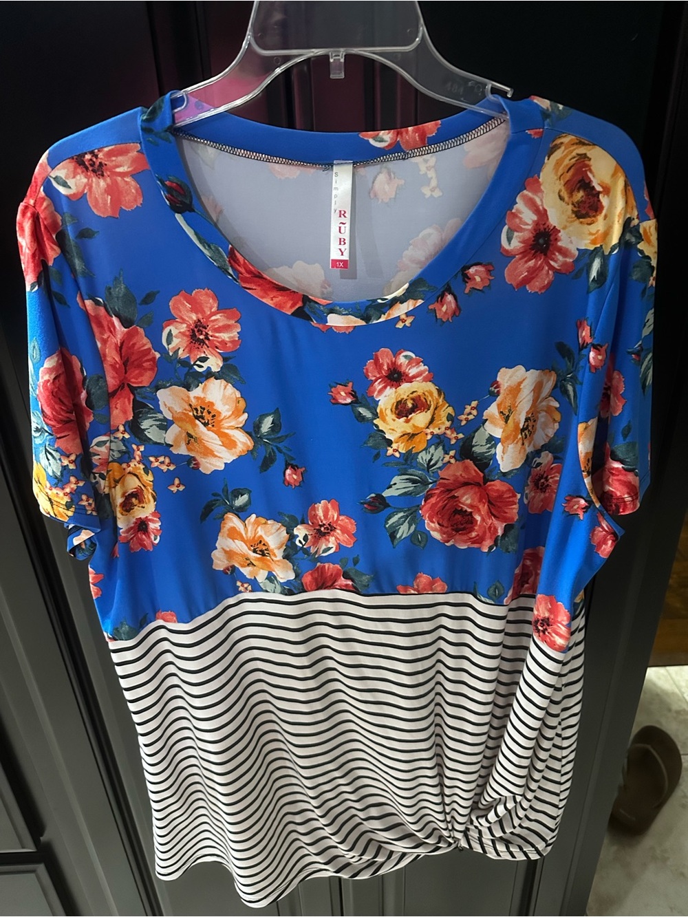 Blue Floral & Stripe Short Sleeve Top 1x